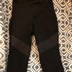 Old Navy Black Detailed Legging